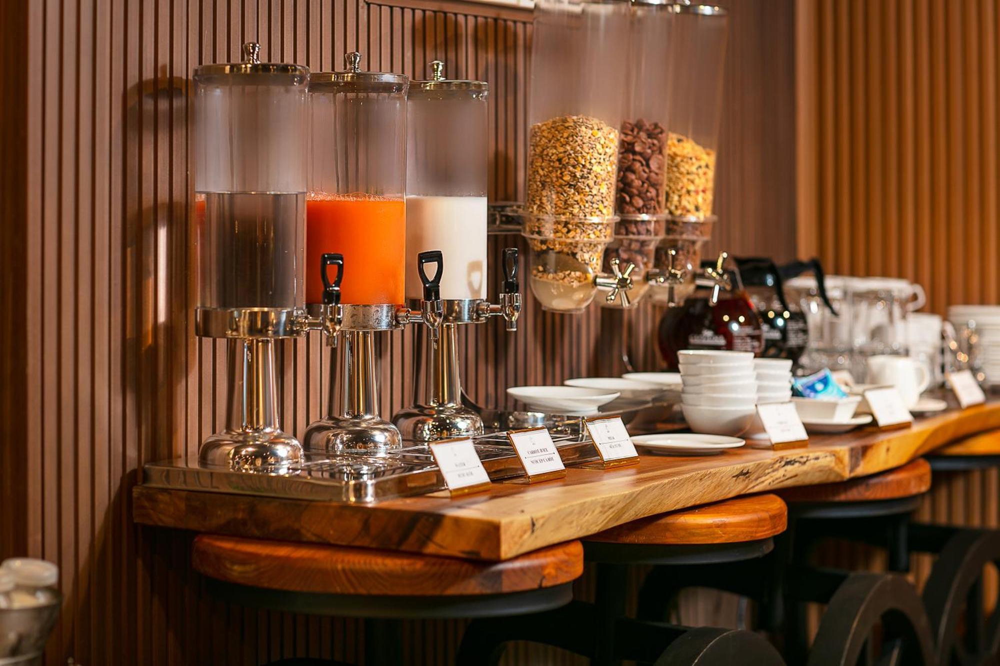 Nesta Hotel Saigon Хошимін Екстер'єр фото
