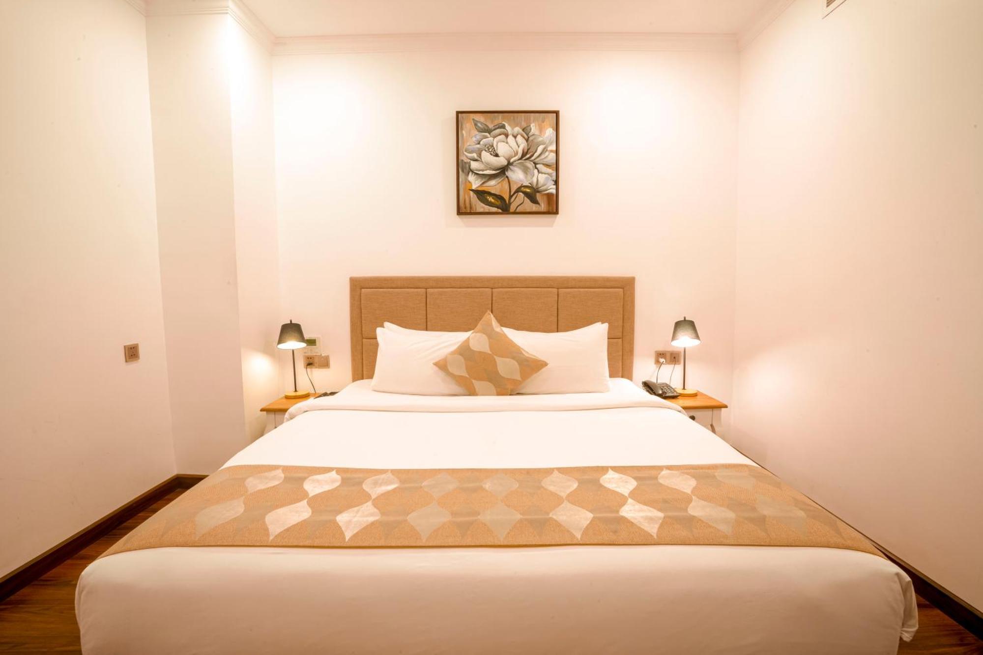 Nesta Hotel Saigon Хошимін Екстер'єр фото